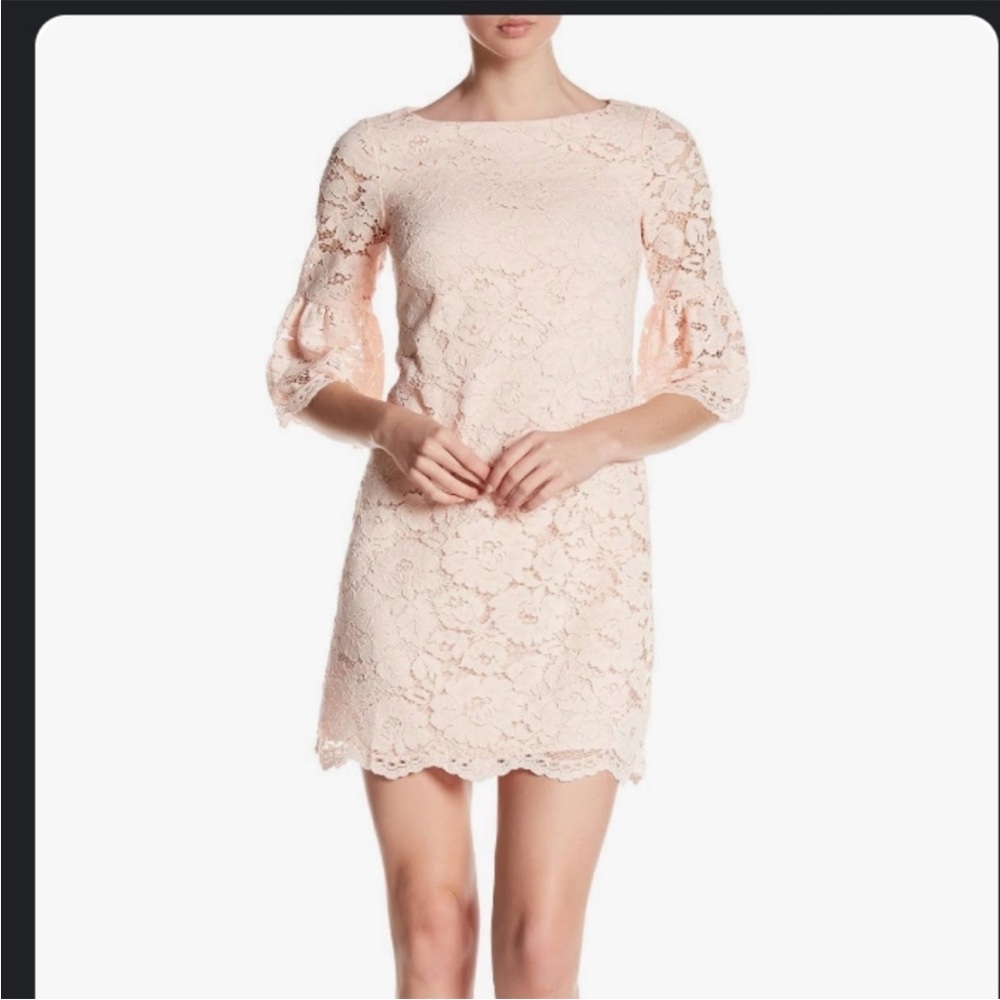 Vince Camuto Peach Floral Lace 3/4 length Bell Sleeve Dress